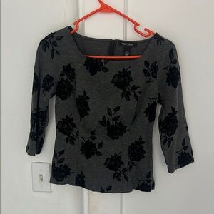 White House Black Market Gray 3/4 Sleeve Fitted Blouse